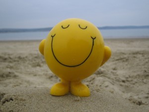 smiley-face-on-beach