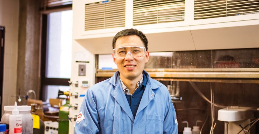 Lei Pan in his lab.