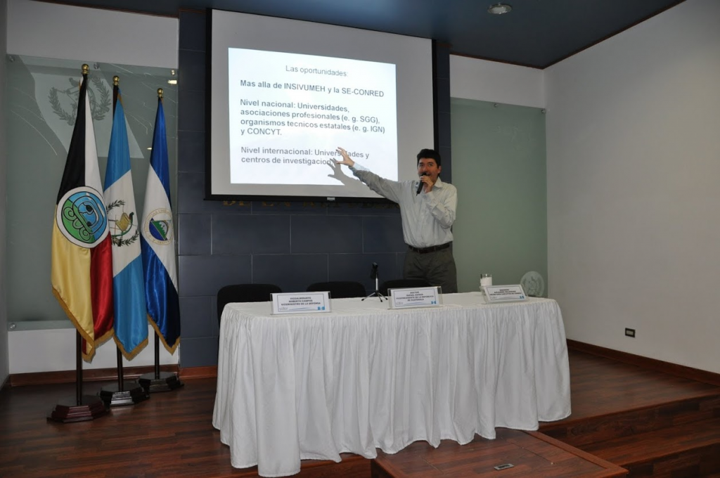 As a PhD student in 2010 Rudiger Escobar Wolf outlined volcanic risks and the benefits of an early warning system to (now former) Guatemalan Vice President Dr. Rafael Espada, and Alejandro Maldonado, executive secretary of CONRED.