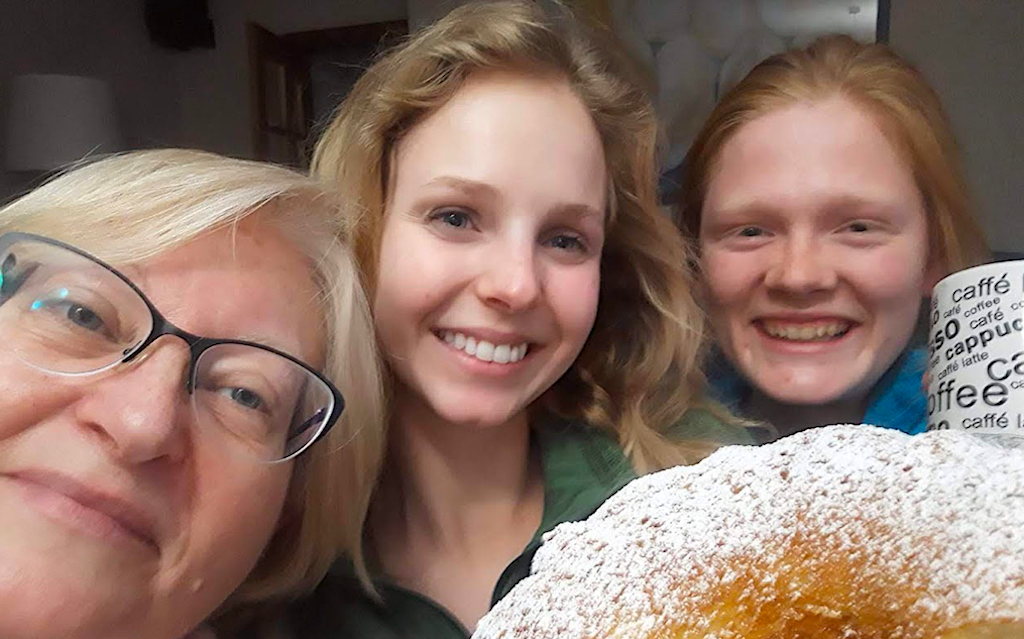 Kendall Welling (left) with her host family--a mother and teenage daughter--in Valencia, Spain